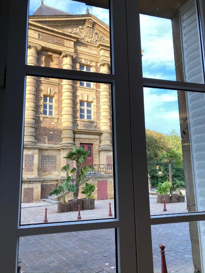Suite Charles - Vue Musee Rimbaud Charleville-Mezieres Bagian luar foto