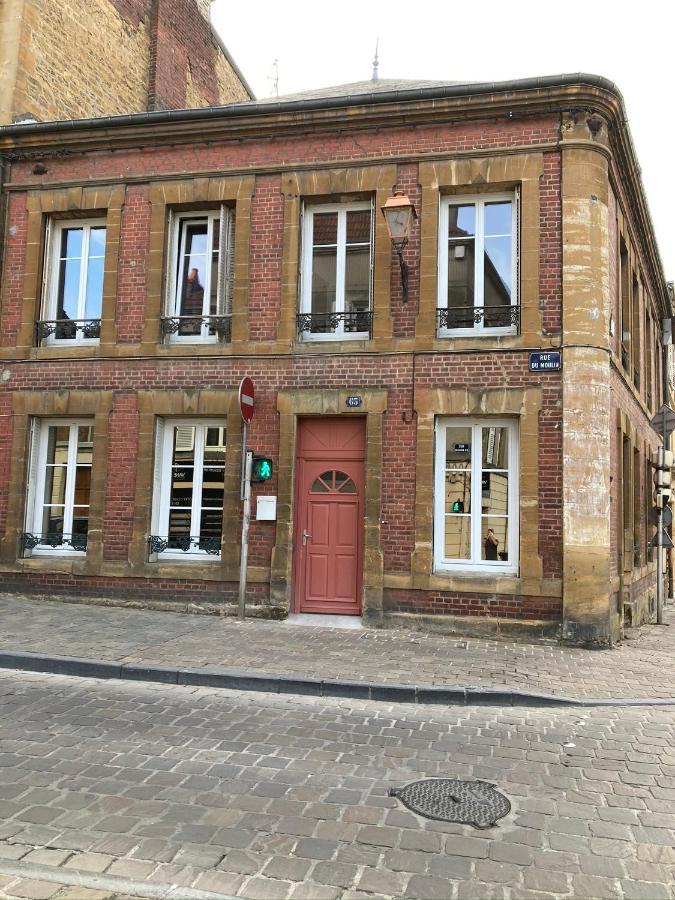 Suite Charles - Vue Musee Rimbaud Charleville-Mezieres Bagian luar foto