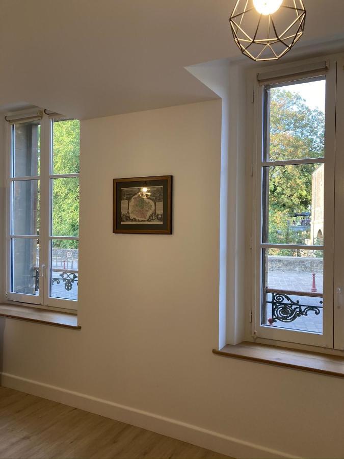 Suite Charles - Vue Musee Rimbaud Charleville-Mezieres Bagian luar foto